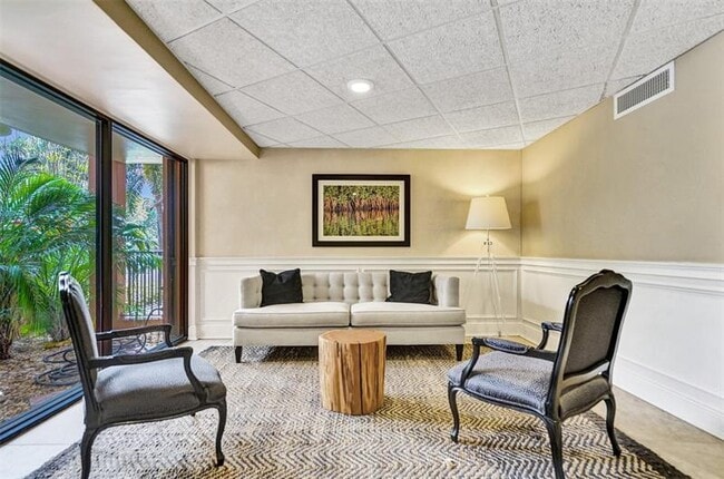 Building Photo - 1201 River Reach Dr