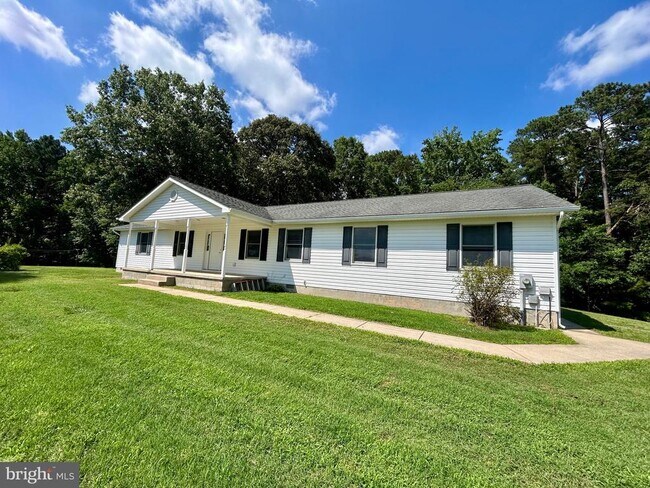 Building Photo - 44790 Buck Redman Rd
