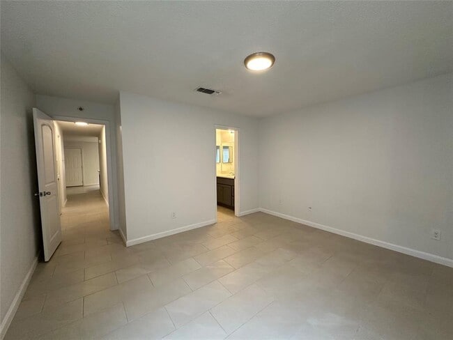Building Photo - 4204 Duval Rd
