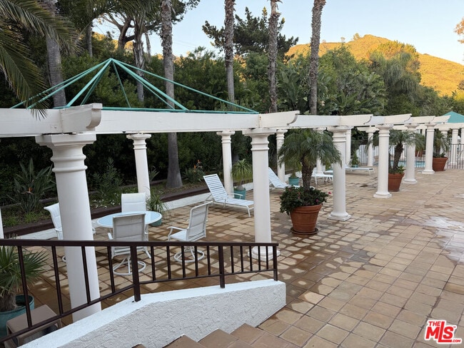 Building Photo - 26664 Seagull Way