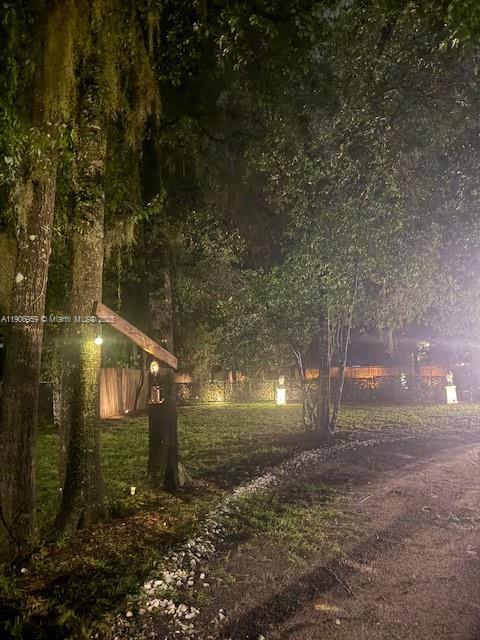 Building Photo - 2425 SE 10th Ave