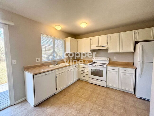 Building Photo - 1479 Taft Pl