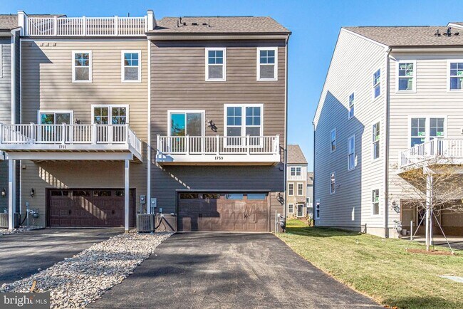 Building Photo - 1759 Autumn Maple Leaf Dr