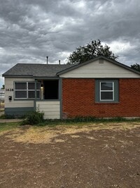 Building Photo - 1628 N Woodland St