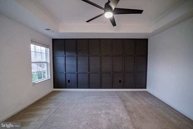 Building Photo - 9816 Cedarmass Cir