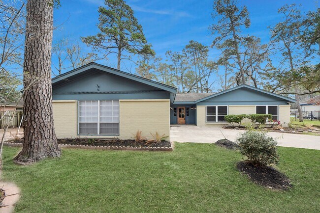 Building Photo - 26206 Maplewood Dr