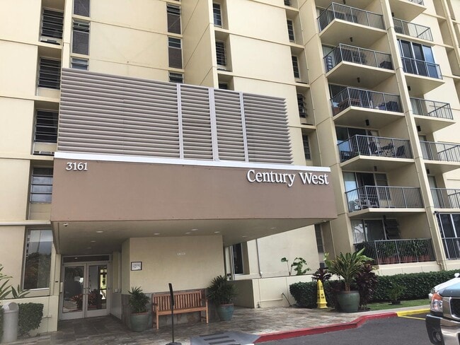 Building Photo - Great Salt Lake Location! 2/2 with 2 parki...