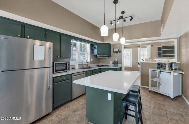 Building Photo - 60 E Hoover Ave