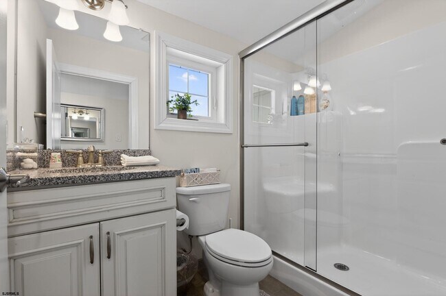 Building Photo - 103 N Madison Ave