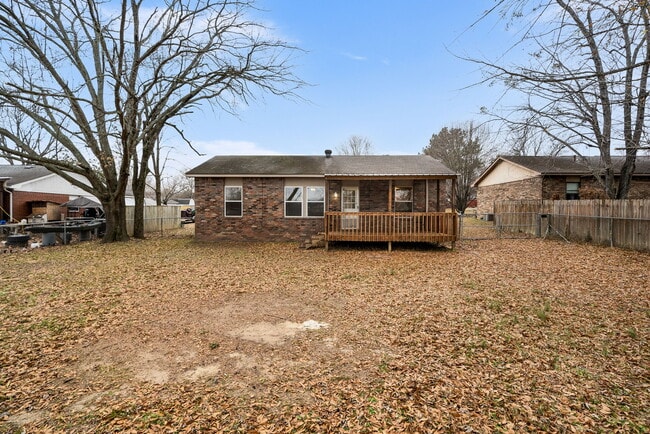 Building Photo - 100 Grand Brook Dr