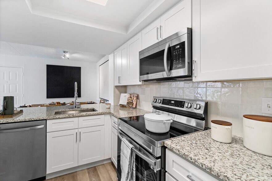 Cortland Kings Meadow 89619041 SW 142nd Ave Miami FL 33186