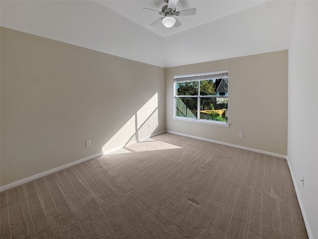 Building Photo - 2227 Clawson Falls Dr