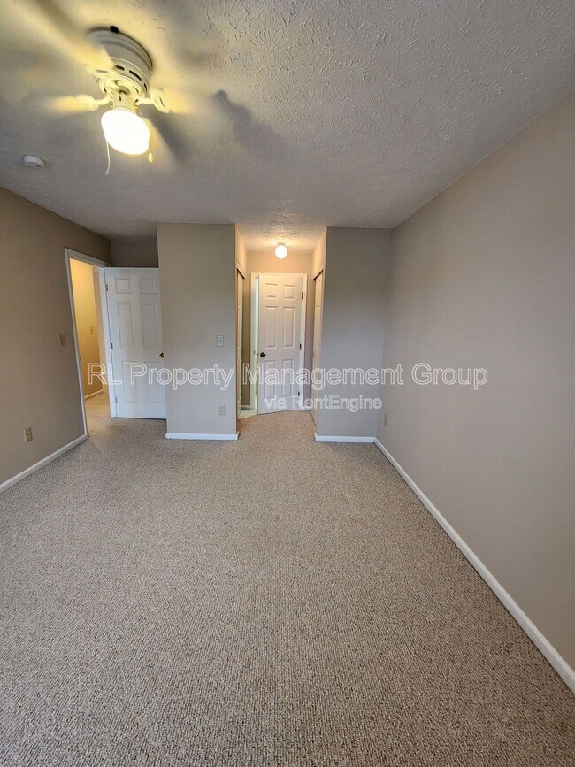 Building Photo - 3437 Fishinger Mill Dr