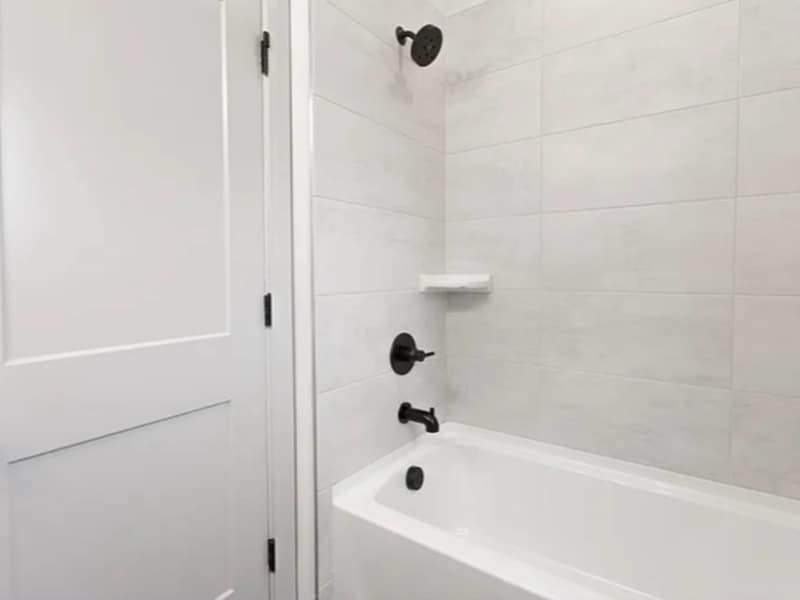 Building Photo - 615 King Arnold St