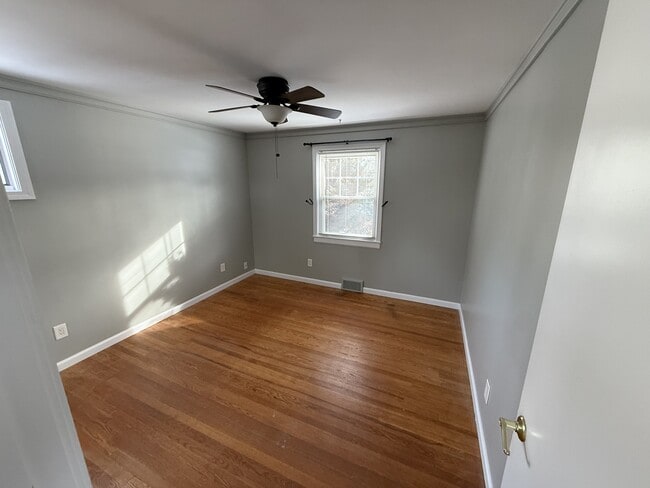 Building Photo - 123 Merigold Dr