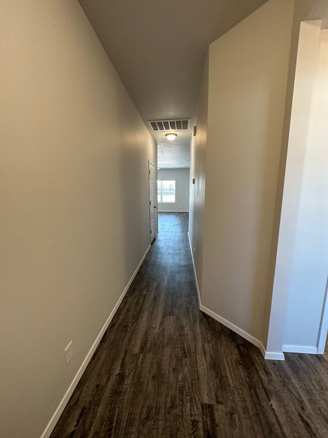 Building Photo - *Pre-leasing* Four Bedroom | Two Bath Home...