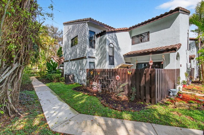 Building Photo - 22380 Pineapple Walk Dr