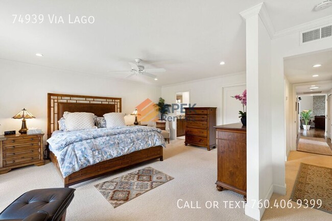 Building Photo - 74939 Vía Lago