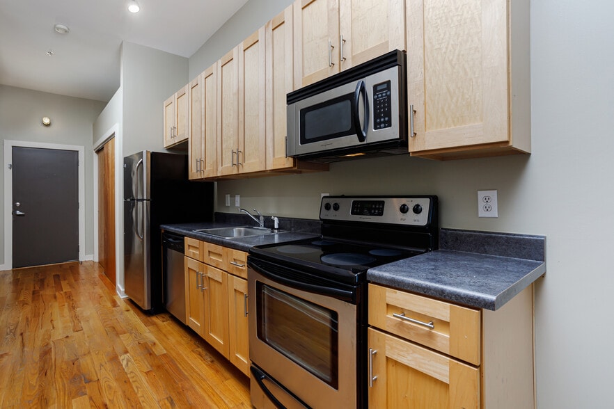 Primary Photo - Station Lofts