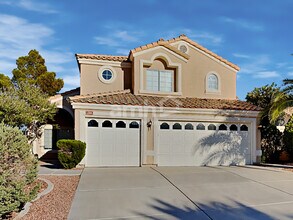 Building Photo - 288 Vallarte Dr