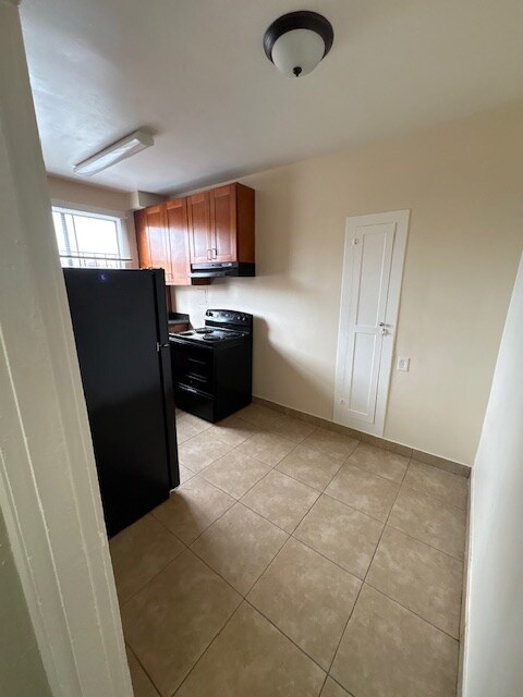 Building Photo - 2624 Foothill Blvd