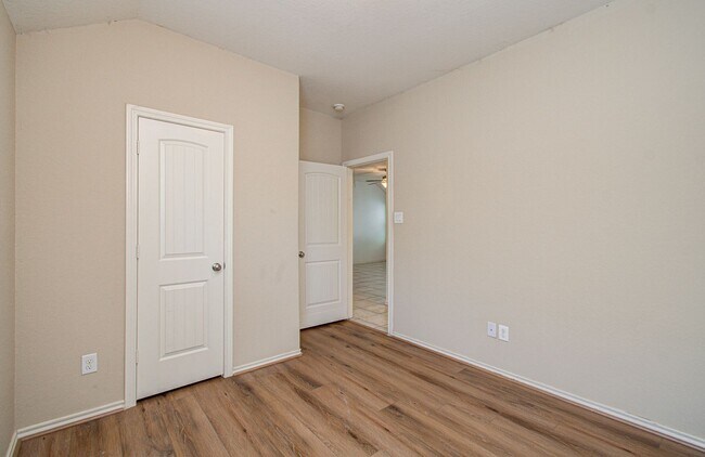 Building Photo - 13822 Roman Ridge Ln