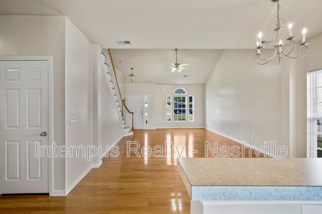 Building Photo - 2544 Jordan Ridge Dr