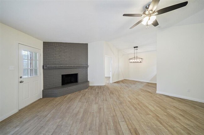 Building Photo - 22810 Dairy Gate Dr