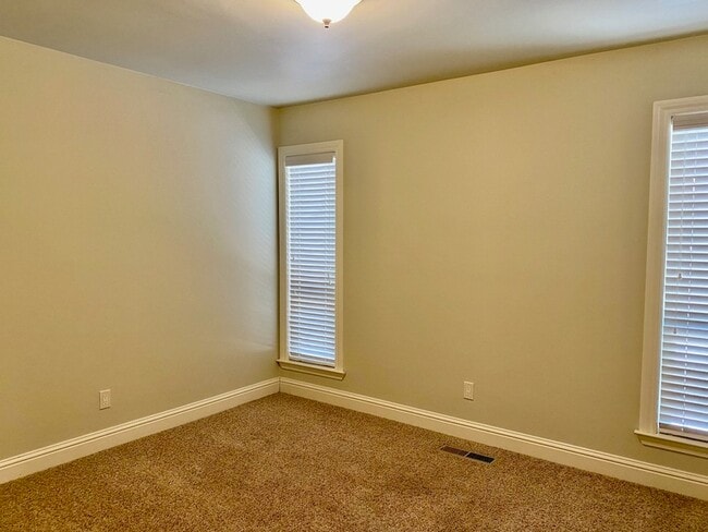 Building Photo - 10843 Barde Ct