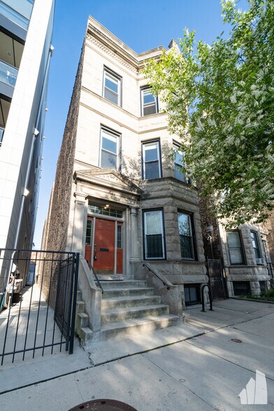 Building Photo - 1037 S Racine Ave