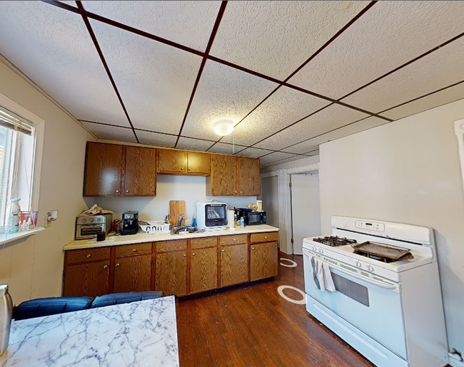 Primary Photo - 28 Speridakis Ter