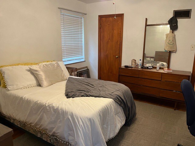 Building Photo - 4609 Jamieson Ave