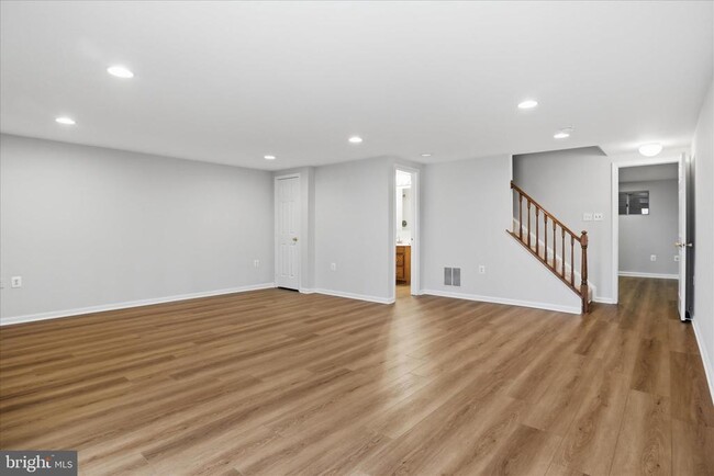 Building Photo - 14518 Creek Branch Ct