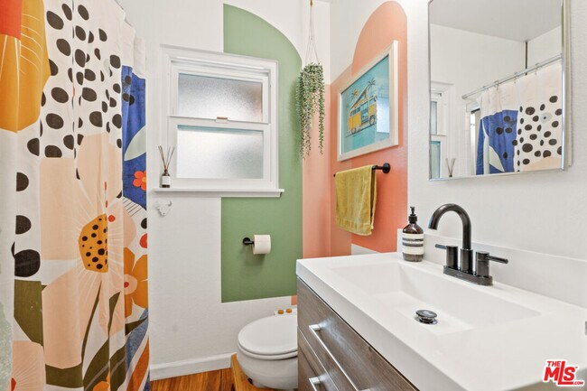 Building Photo - 3621 Kalsman Dr