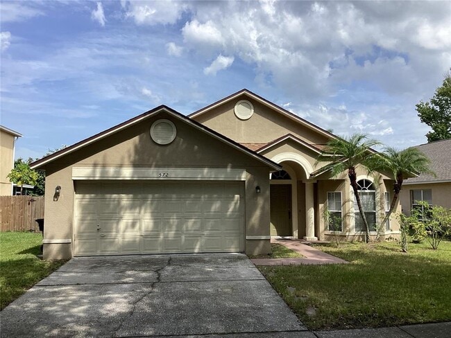 Building Photo - 572 Lancer Oak Dr