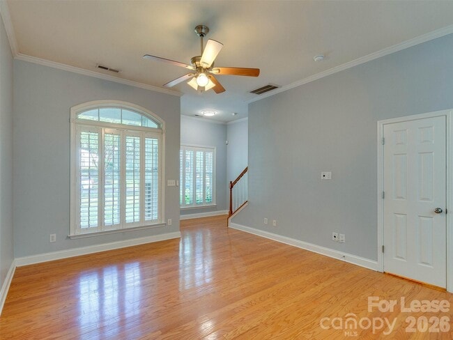 Building Photo - 1571 Pecan Ave