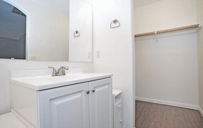 Building Photo - Beautiful 3 bedroom/2 bath home in Marana- exit 236