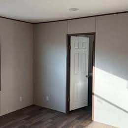 Building Photo - 619 Anna Dr