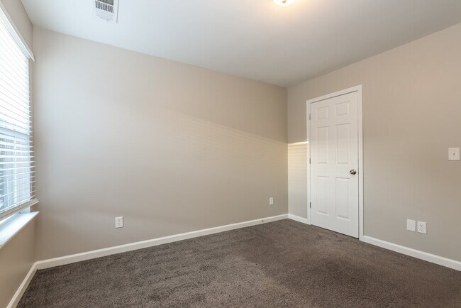 Building Photo - 3584 Elk Horn Trail