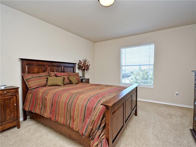 Building Photo - 27 Juniper Berry Way