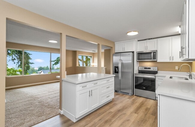 Building Photo - Snohomish Split level for Rent!