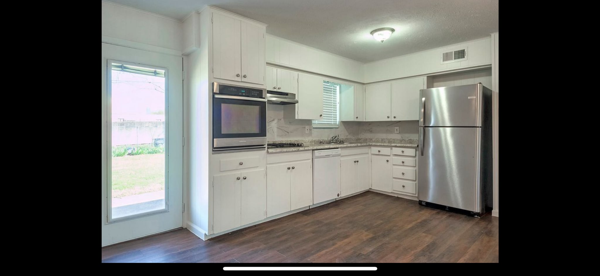 Building Photo - 2657 San Medina Ave