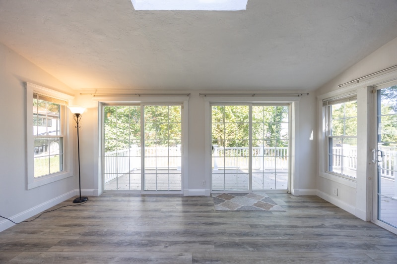 Building Photo - 12 Jillson Cir
