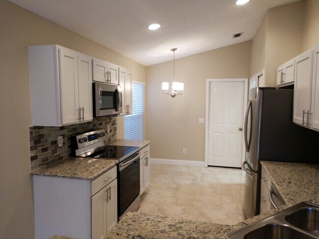 Building Photo - 3 Bed 2 Bath Lake Mary Home and Schools - ...