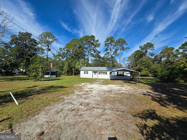 Building Photo - 105 Doris St