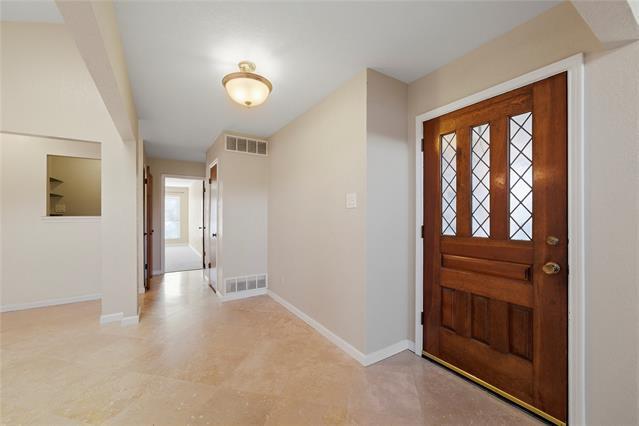 Building Photo - 322 N Greenstone Ln