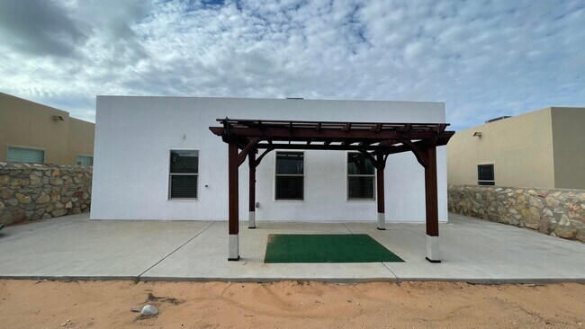 Building Photo - 14809 Willie Worsley Ave