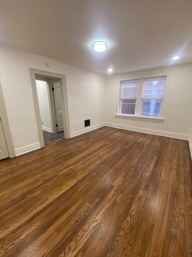 Building Photo - 4746 S Grand Blvd