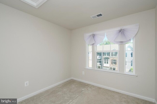 Building Photo - 74 Caswell Dr