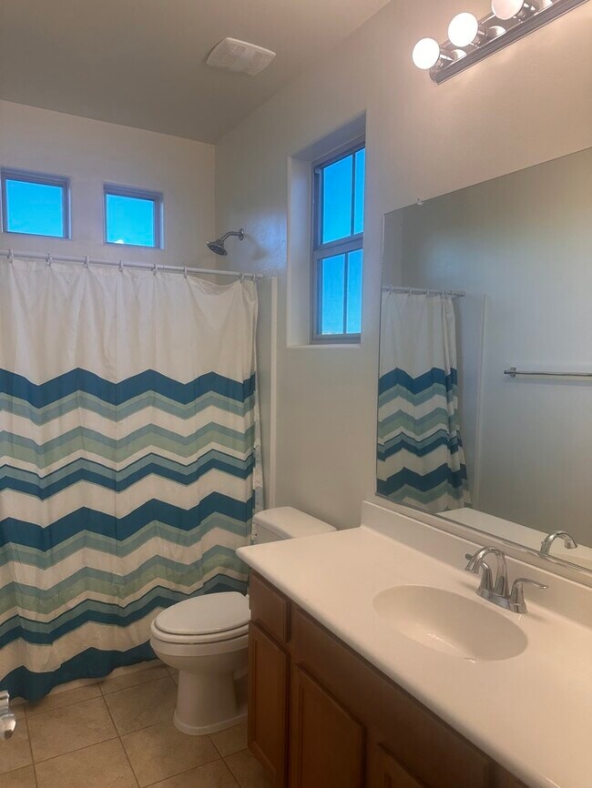 Building Photo - Large Home in Oro Valley